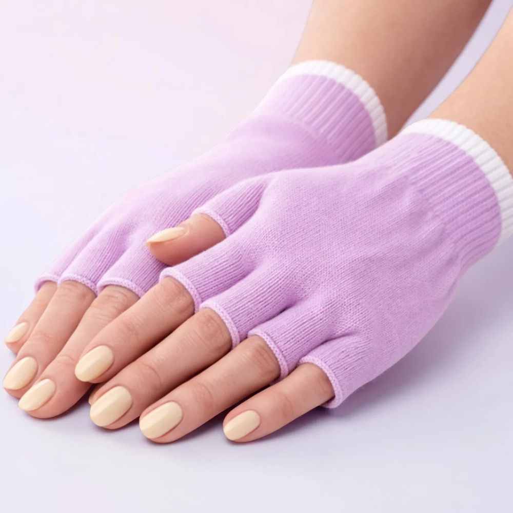 Glowxie Hydrating Gel-Lined Gloves